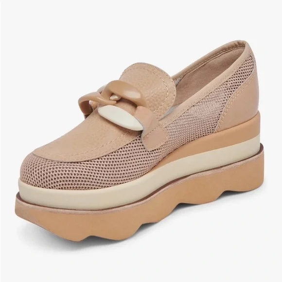 NWT Dolce Vita Women’s Jaksen Platform Loafers In Almond Size 7.5 - Picture 1 of 7